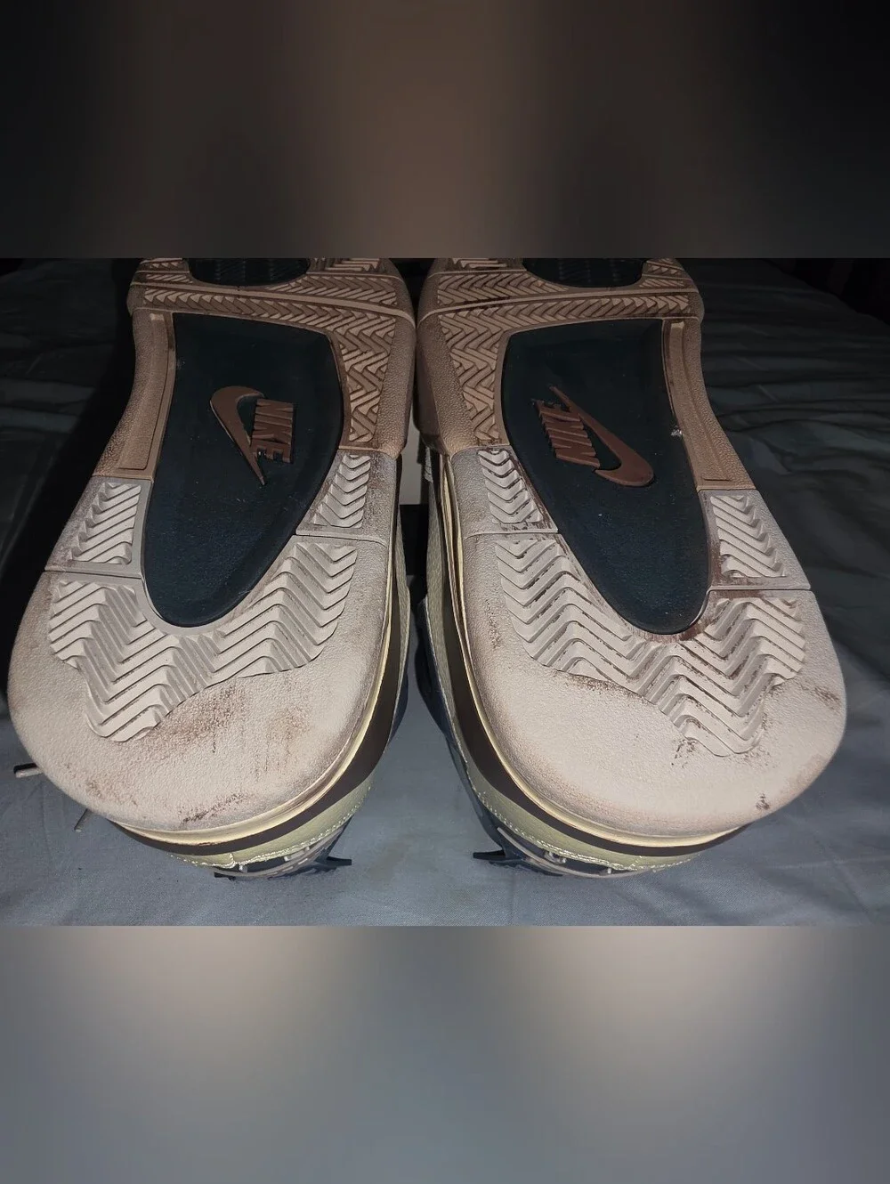 Jordan FIRE! NIB! Pokemon Air Jordan 4 